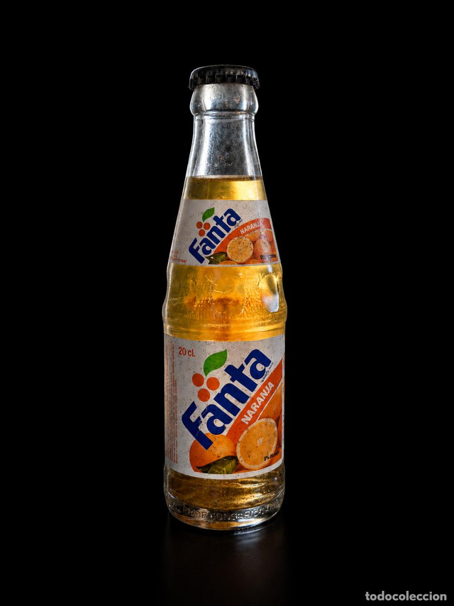 Coleccionismo de Coca-Cola y Pepsi: Botella de fanta llena de 20 cl con etiqueta y chapa