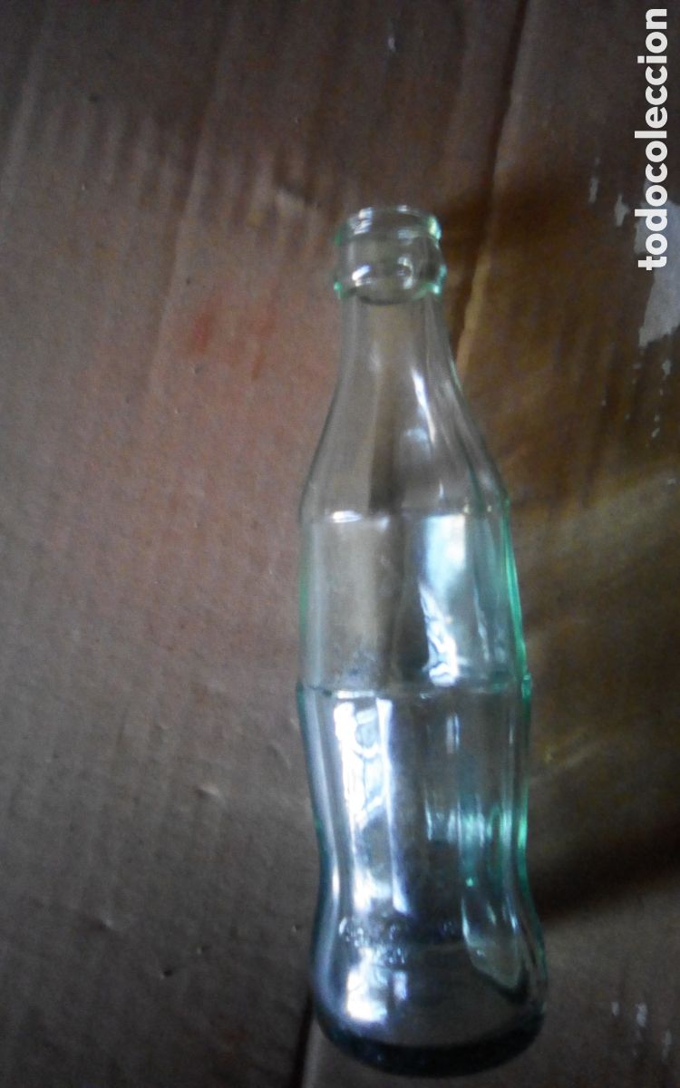 Coleccionismo de Coca-Cola y Pepsi: Botella peque&ntilde;a de Coca-Cola. Sin etiqueta.