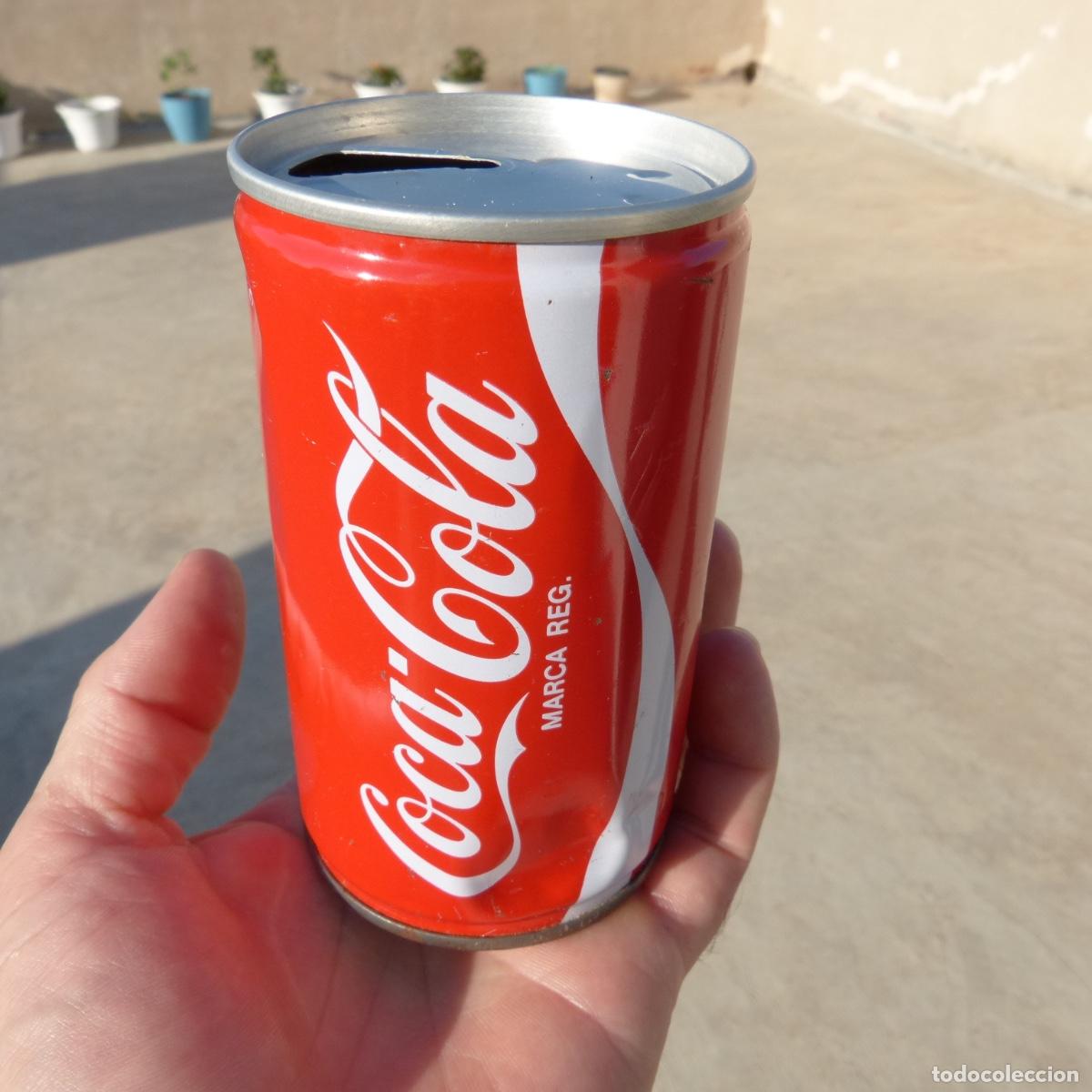Coleccionismo de Coca-Cola y Pepsi: Lata de refresco coca cola, a&ntilde;os 70 siglo xx.