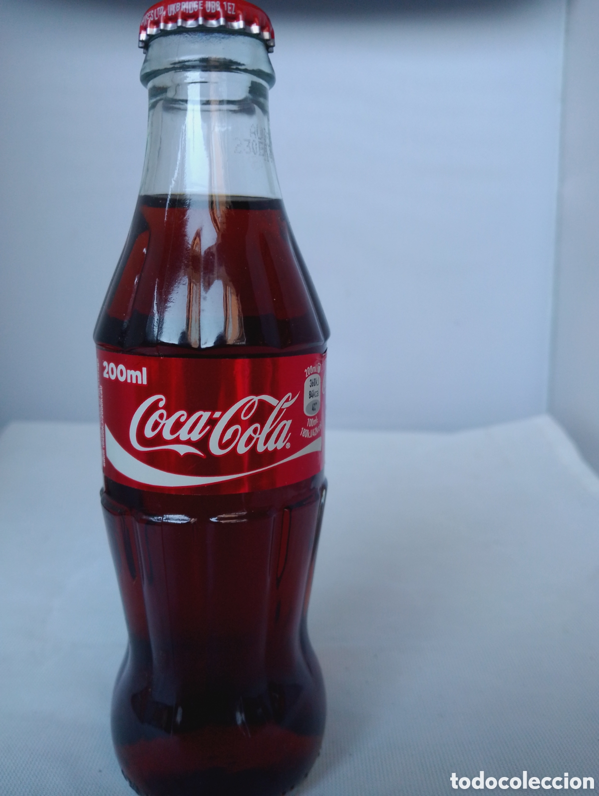 Coleccionismo de Coca-Cola y Pepsi: Rara botella de Cocacola 200ml UK