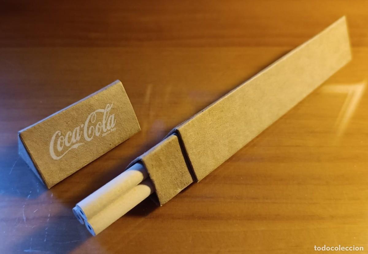 Coleccionismo de Coca-Cola y Pepsi: CAJA DE 3 L&Aacute;PICES NEGROS - COCA-COLA - VINTAGE.