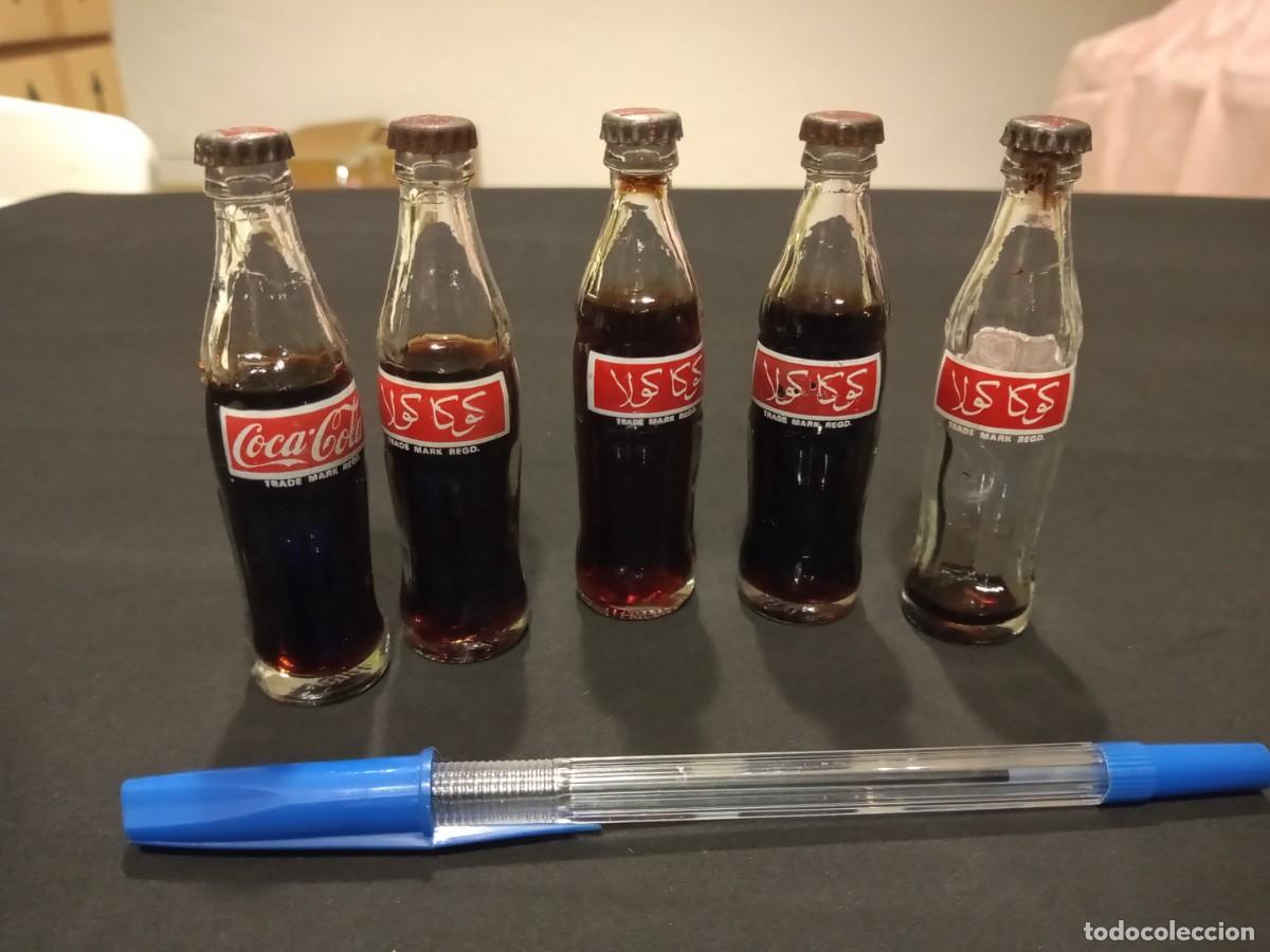 Coleccionismo de Coca-Cola y Pepsi: LOTE 5 MINI BOTELLAS COCA COLA ARABE VINTAGE