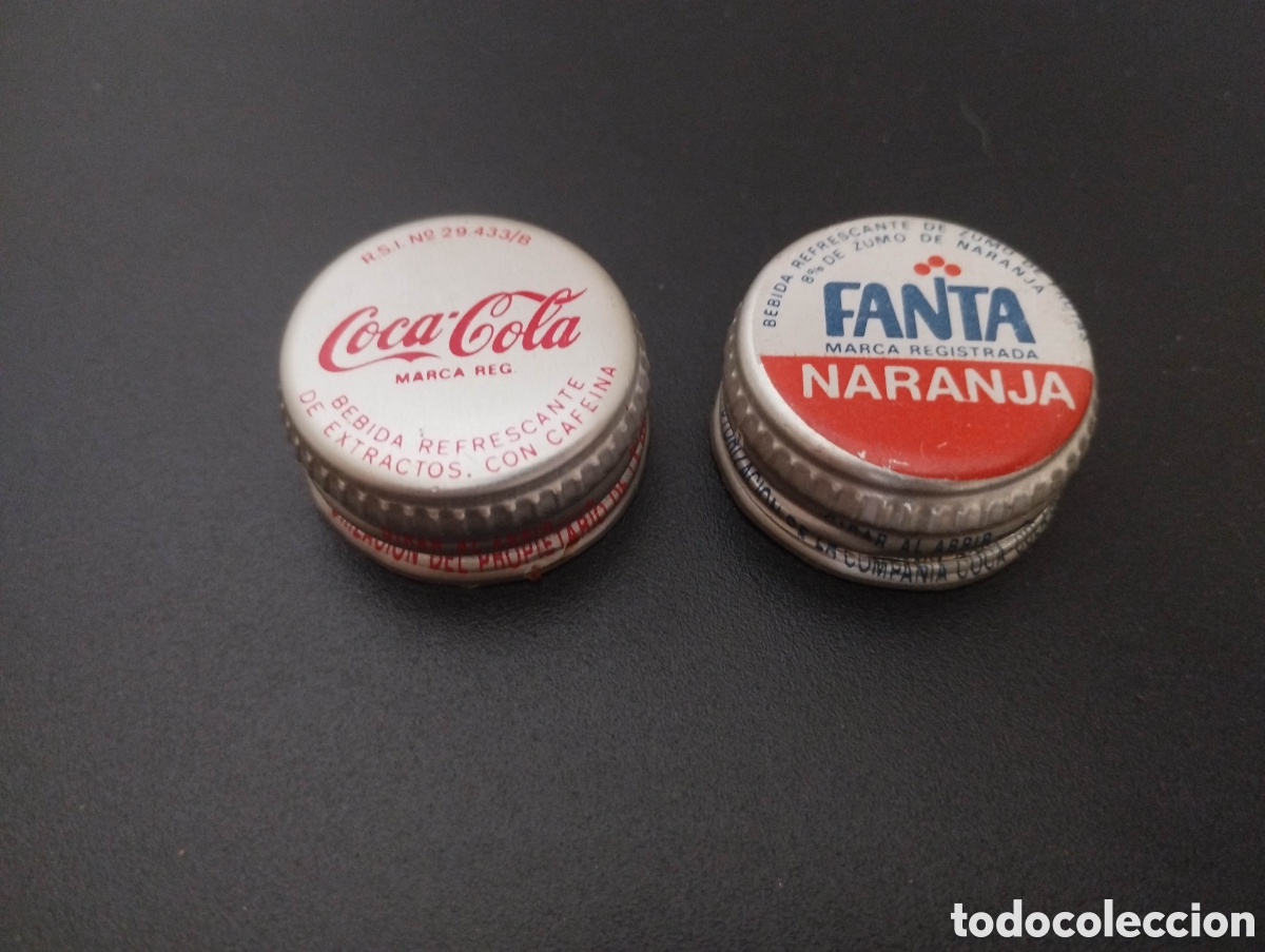 Coleccionismo de Coca-Cola y Pepsi: Dos tap&oacute;n rosca Coca-Cola Fanta naranja a&ntilde;os 80