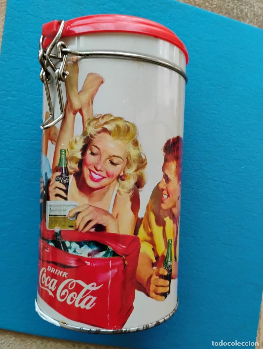 Coleccionismo de Coca-Cola y Pepsi: BOTE METALICO PUBLICIDAD COCA COLA CON TAPA DE PLASTICO - USADO