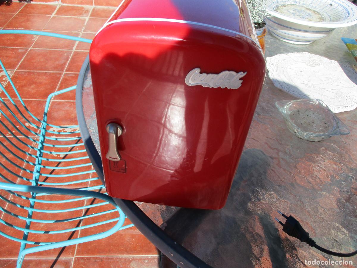 Coleccionismo de Coca-Cola y Pepsi: coca cola nevera portatil - Foto 1