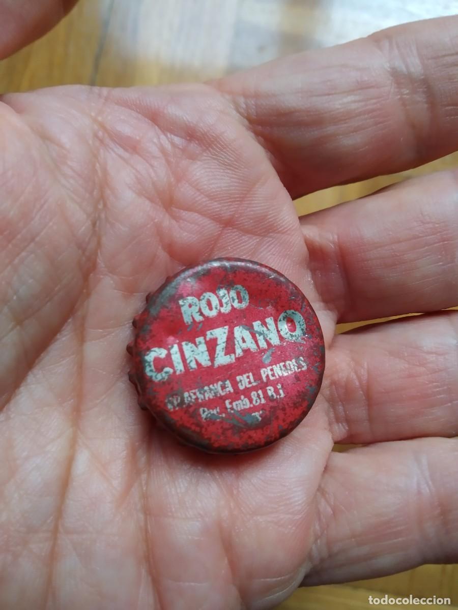 Coleccionismo de Coca-Cola y Pepsi: CHAPA TAPON CORONA ROJO CINZANO VILLAFRANCA DEL PENENDES VER FOTOS