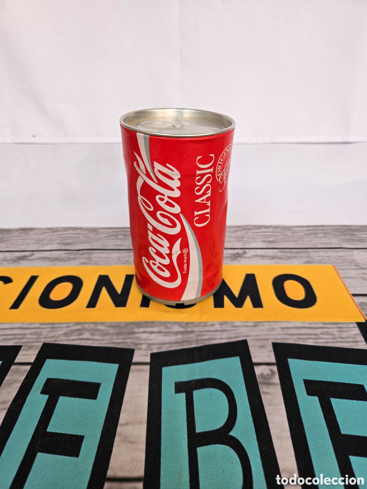 Coleccionismo de Coca-Cola y Pepsi: LATA BEBIDA COCA COLA DE METAL I PLASTICO CON PILAS . FUNCIONA