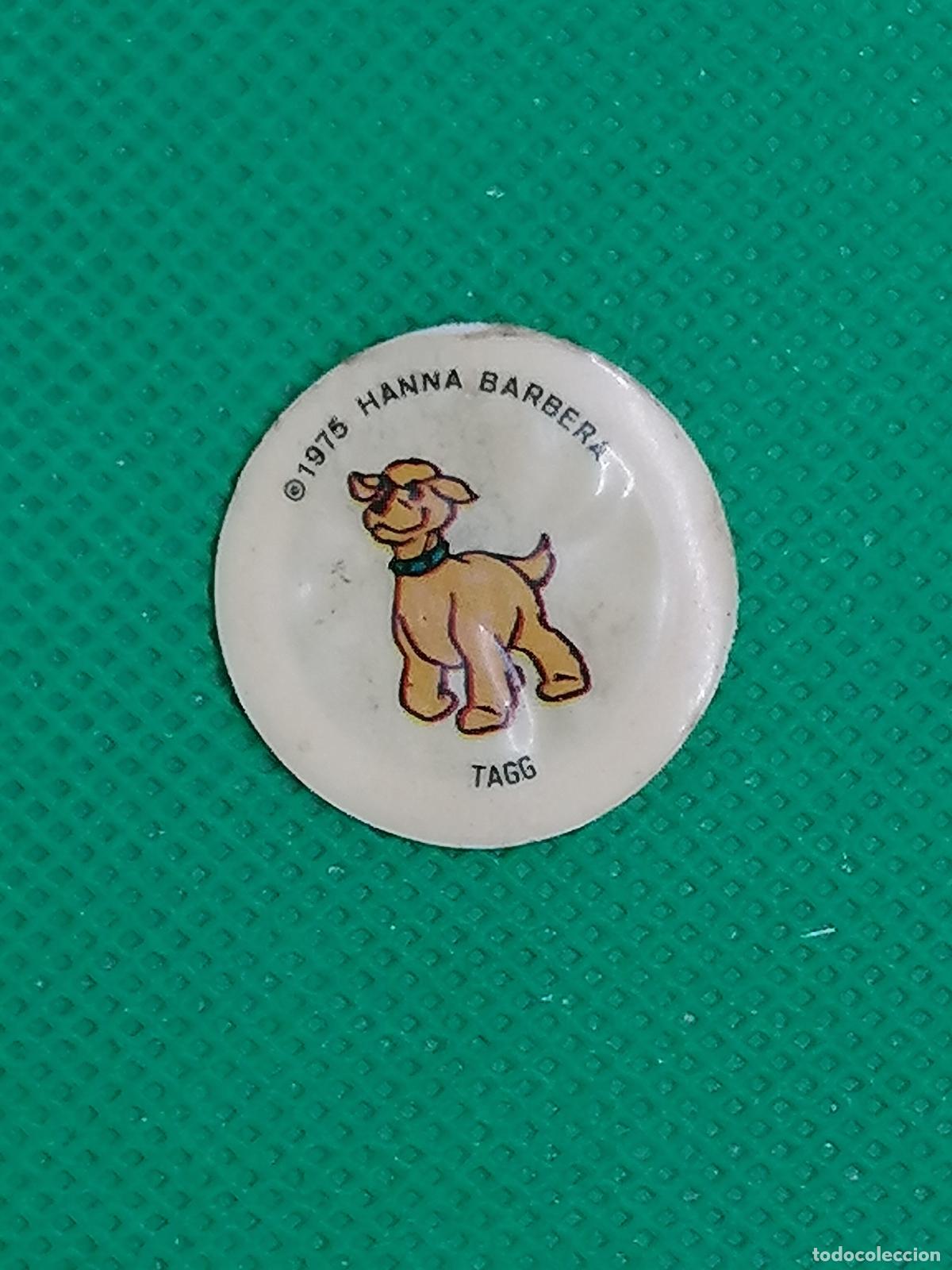 Coleccionismo de Coca-Cola y Pepsi: TAGG SCOOBY DOO HANNA BARBERA 1975 CROMO CHAPA PLASTICO VIAJA A HOLLYWOOD MIRINDA PEPSI