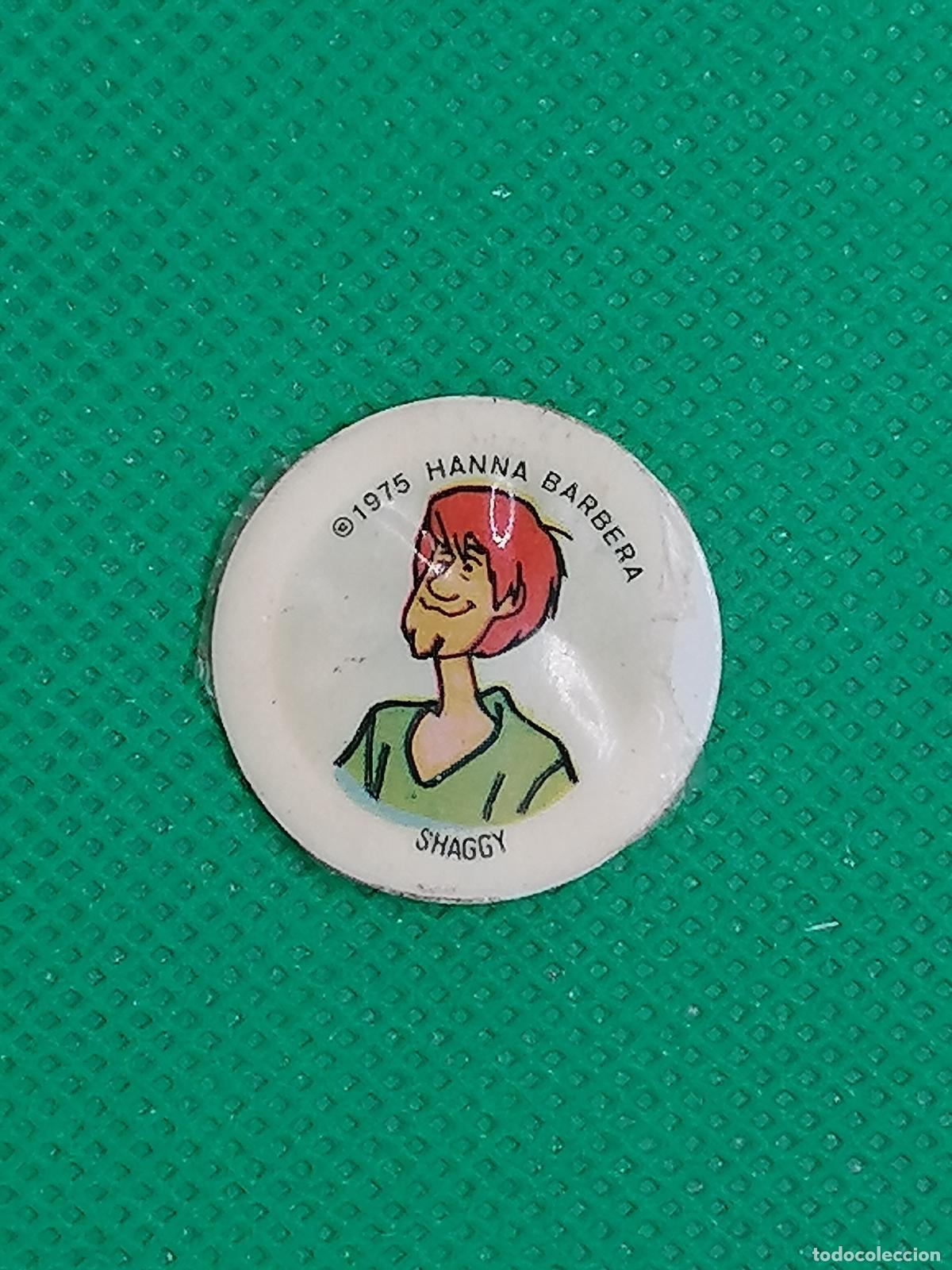 Coleccionismo de Coca-Cola y Pepsi: SHAGGY SCOOBY DOO HANNA BARBERA 1975 CROMO CHAPA PLASTICO VIAJA A HOLLYWOOD MIRINDA PEPSI