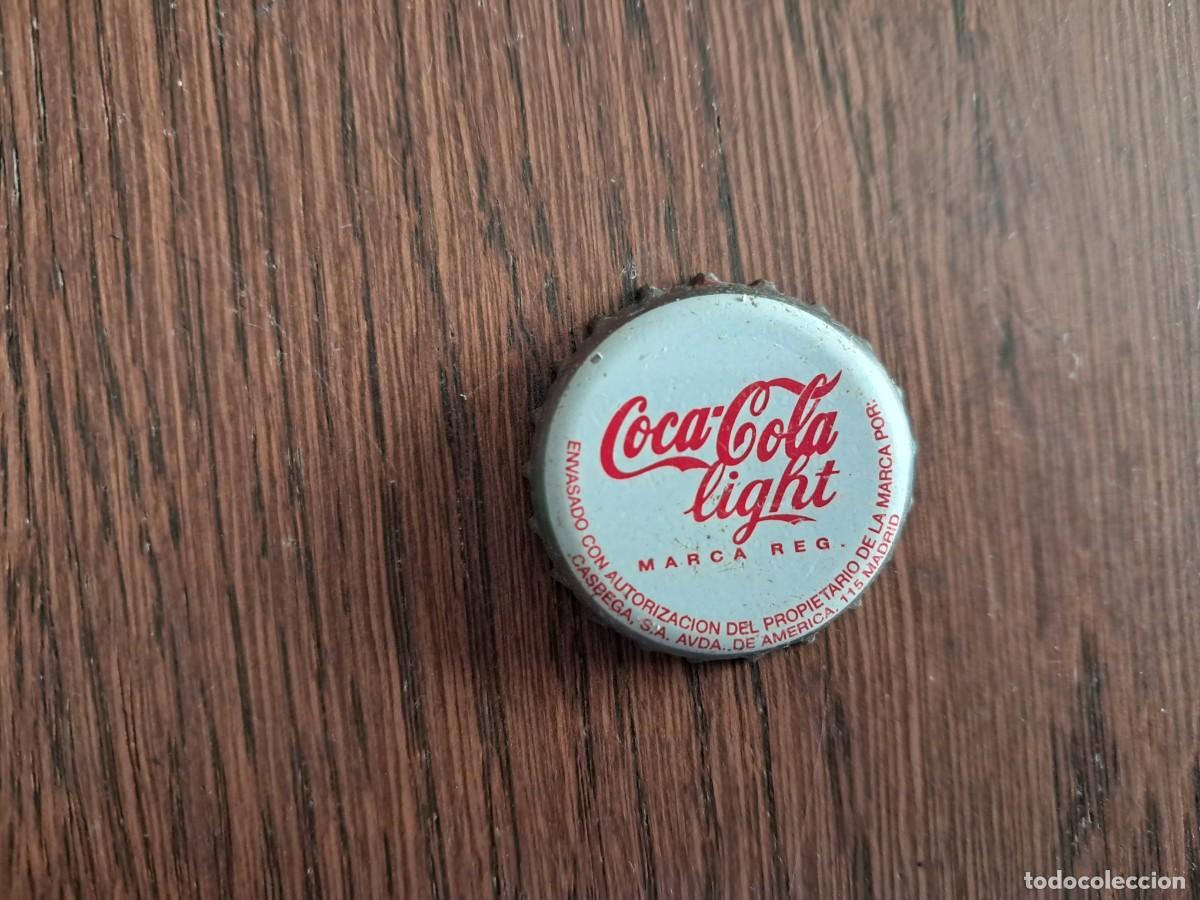 Coleccionismo de Coca-Cola y Pepsi: chapa tap&oacute;n corona de coca cola light, envasada Casbega, Madrid.