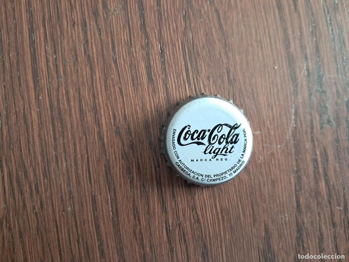 Coleccionismo de Coca-Cola y Pepsi: chapa tap&oacute;n corona de coca cola light, envasada Casbega, Madrid.