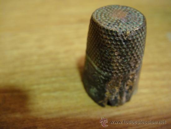 Coleccionismo de dedales: antiguo dedal de cobre - Foto 3