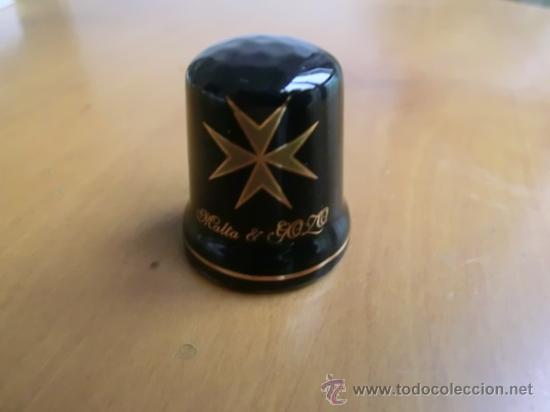 Coleccionismo de dedales: Dedal cer&aacute;mica Malta - Foto 1
