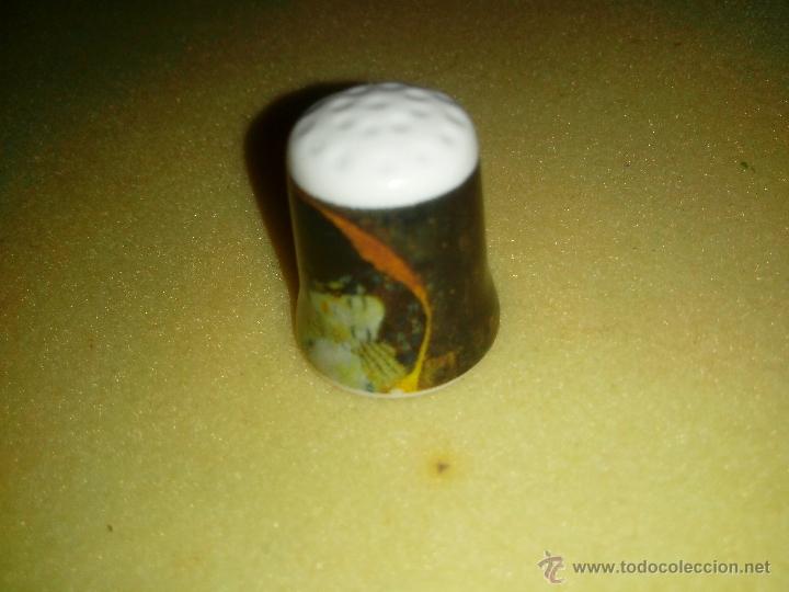 Coleccionismo de dedales: DEDAL DE UN CUADRO - Foto 2