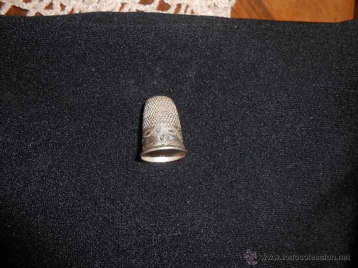 Coleccionismo de dedales: DEDAL      PLATA   -Borde  Grabado- - Foto 3