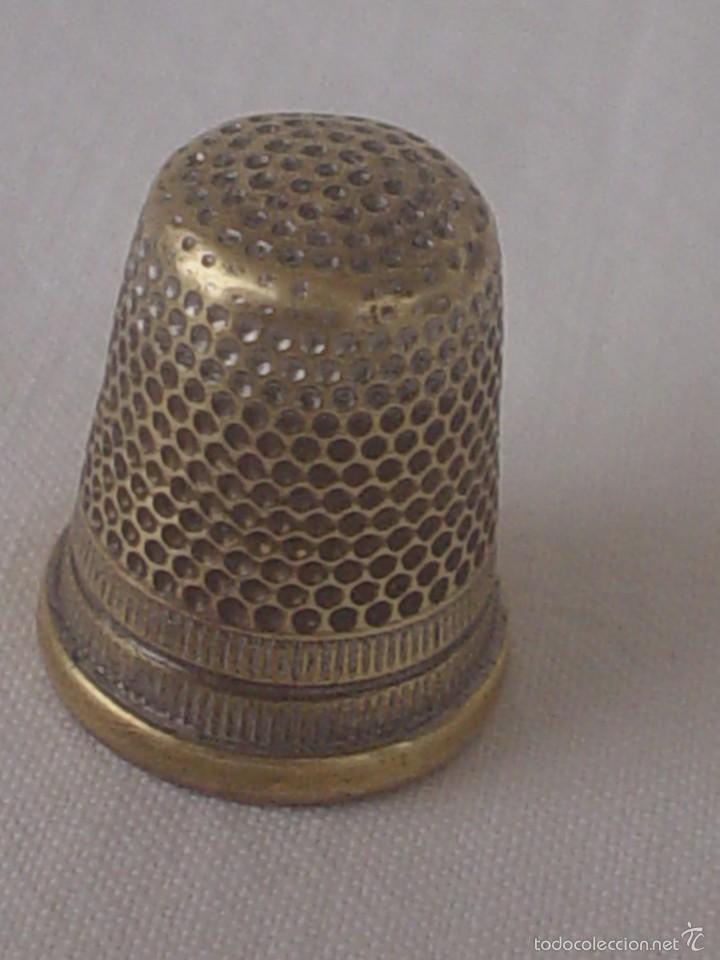 Coleccionismo de dedales: DEDAL BRONCE 2,00 X 160 - Foto 3