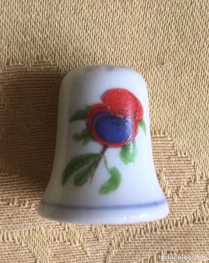 Coleccionismo de dedales: DEDAL DE COLECCI&Oacute;N DE PORCELANA - Foto 2
