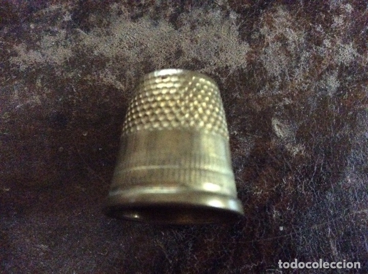 Coleccionismo de dedales: Dedal dorado antiguo. - Foto 2