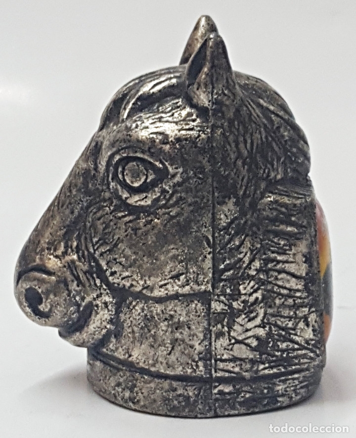 Coleccionismo de dedales: Antiguo dedal. Metal, forma de caballo. - Foto 3
