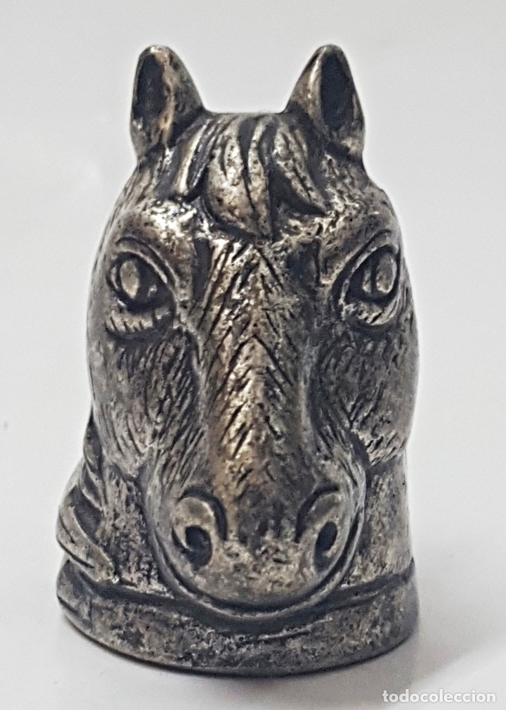 Coleccionismo de dedales: Antiguo dedal. Metal, forma de caballo. - Foto 4