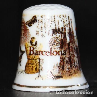 Coleccionismo de dedales: Dedal porcelana - Barcelona - Foto 1