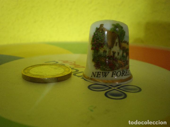 Coleccionismo de dedales: DEDAL BONE CHINA,FABRICADO EN INGLATERRA - Foto 1