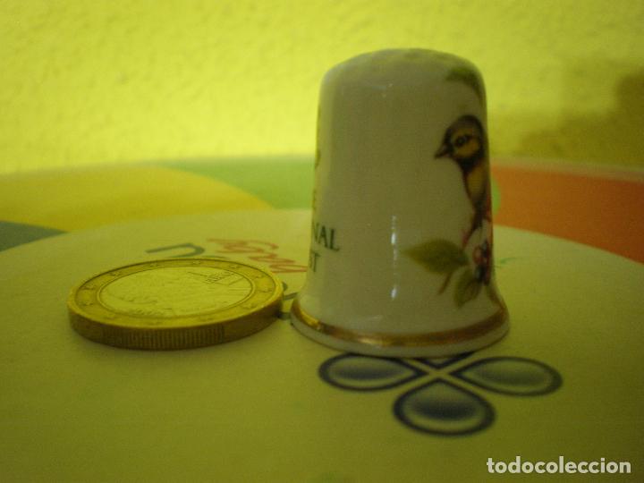 Coleccionismo de dedales: DEDAL BONE CHINA,FABRICADO EN INGLATERRA - Foto 1