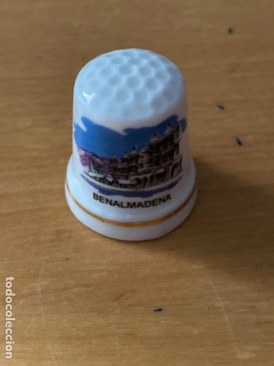Coleccionismo de dedales: DEDAL BENALMADENA MALAGA - Foto 1