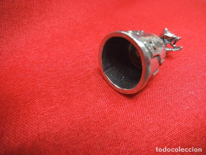 Coleccionismo de dedales: DEDAL RAT&Oacute;N VIOL&Iacute;N - Foto 4