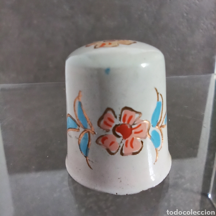 Sammlung von Fingerh&uuml;ten: DEDAL GRABADO Y PINTADO A MANO SOBRE COBRE * ESMALTADO