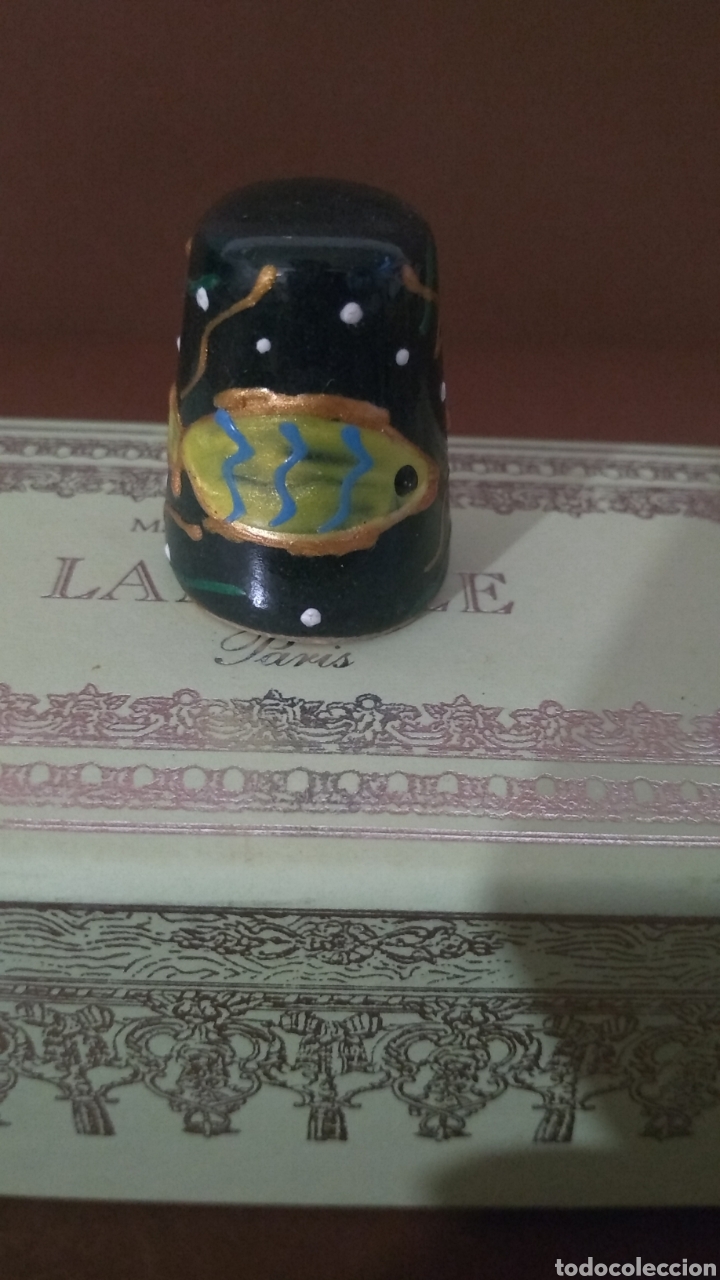 Coleccionismo de dedales: Dedal peces pintado a mano - Foto 2