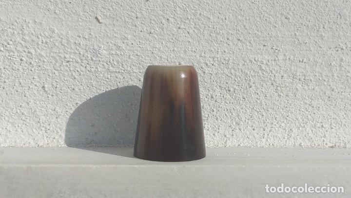 Coleccionismo de dedales: Dedal en asta de toro - Foto 1