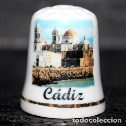 Coleccionismo de dedales: Dedal porcelana - Cadiz - Foto 1