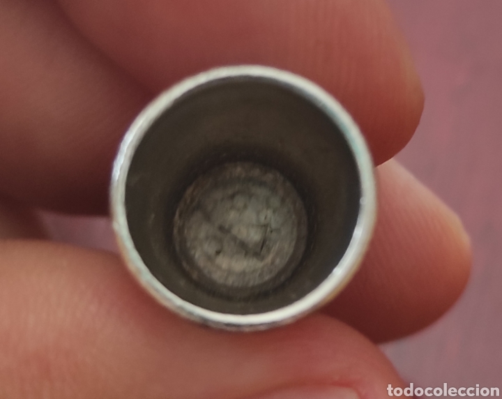 Coleccionismo de dedales: Antiguo Dedal Para Ni&ntilde;a - Foto 3