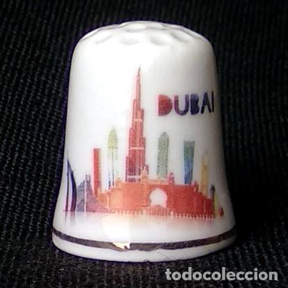 Coleccionismo de dedales: Dedal porcelana - Dubai - Foto 1