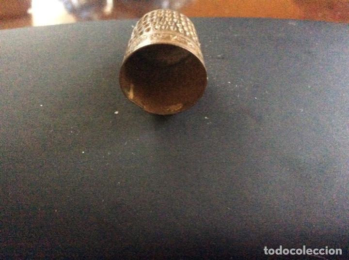 Coleccionismo de dedales: Dedal antiguo - Foto 3