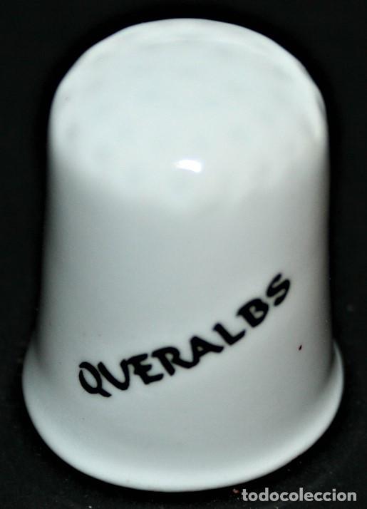 Coleccionismo de dedales: DEDAL DE PORCELANA - QUERALBS - Foto 2