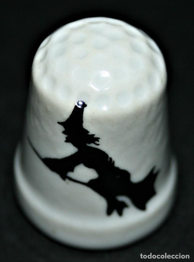 Coleccionismo de dedales: DEDAL DE PORCELANA - BRUJA - Foto 1