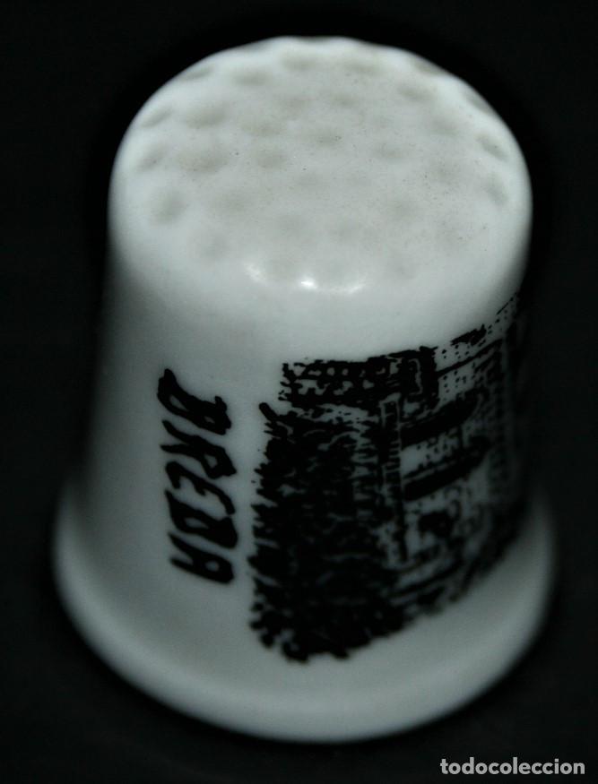 Coleccionismo de dedales: DEDAL DE PORCELANA - BREDA - Foto 2