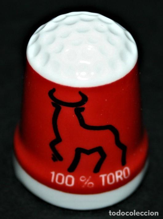 Coleccionismo de dedales: DEDAL DE PORCELANA - 100 % TORO - Foto 1
