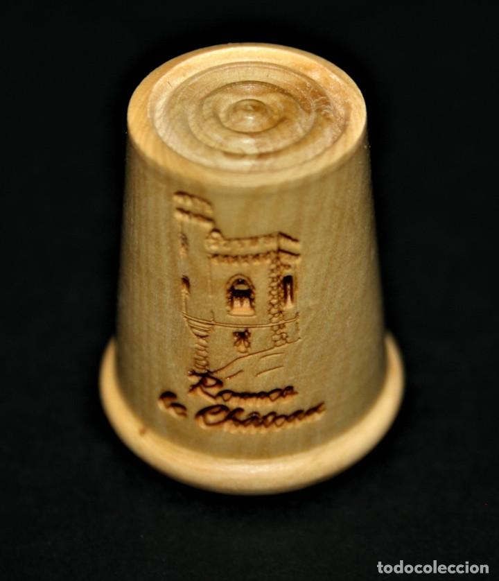 Coleccionismo de dedales: DEDAL DE MADERA - RENNES LE CHATEAU - Foto 1