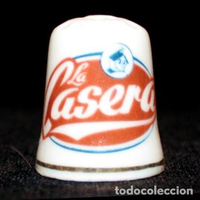 Coleccionismo de dedales: Dedal porcelana - La CASERA - Foto 1