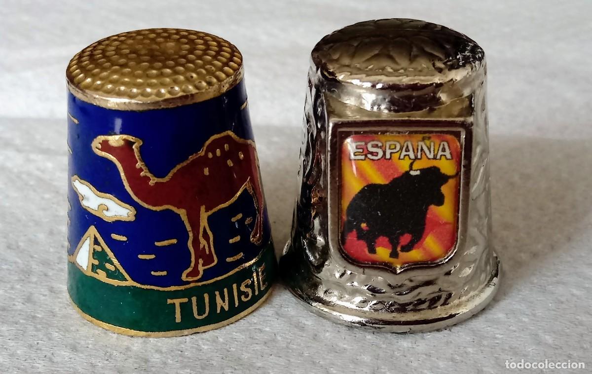 Coleccionismo de dedales: 2 dedales TORO DE ESPA&Ntilde;A Y TUNEZ. - Foto 1