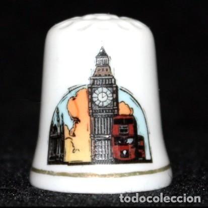 Coleccionismo de dedales: Dedal porcelana - Londres - Foto 1