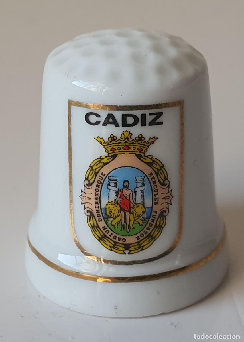 Coleccionismo de dedales: CADIZ *** DEDAL DE PORCELANA - Foto 1