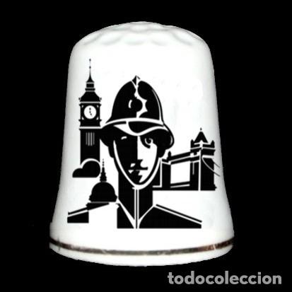 Coleccionismo de dedales: Dedal porcelana - Londres - Foto 1