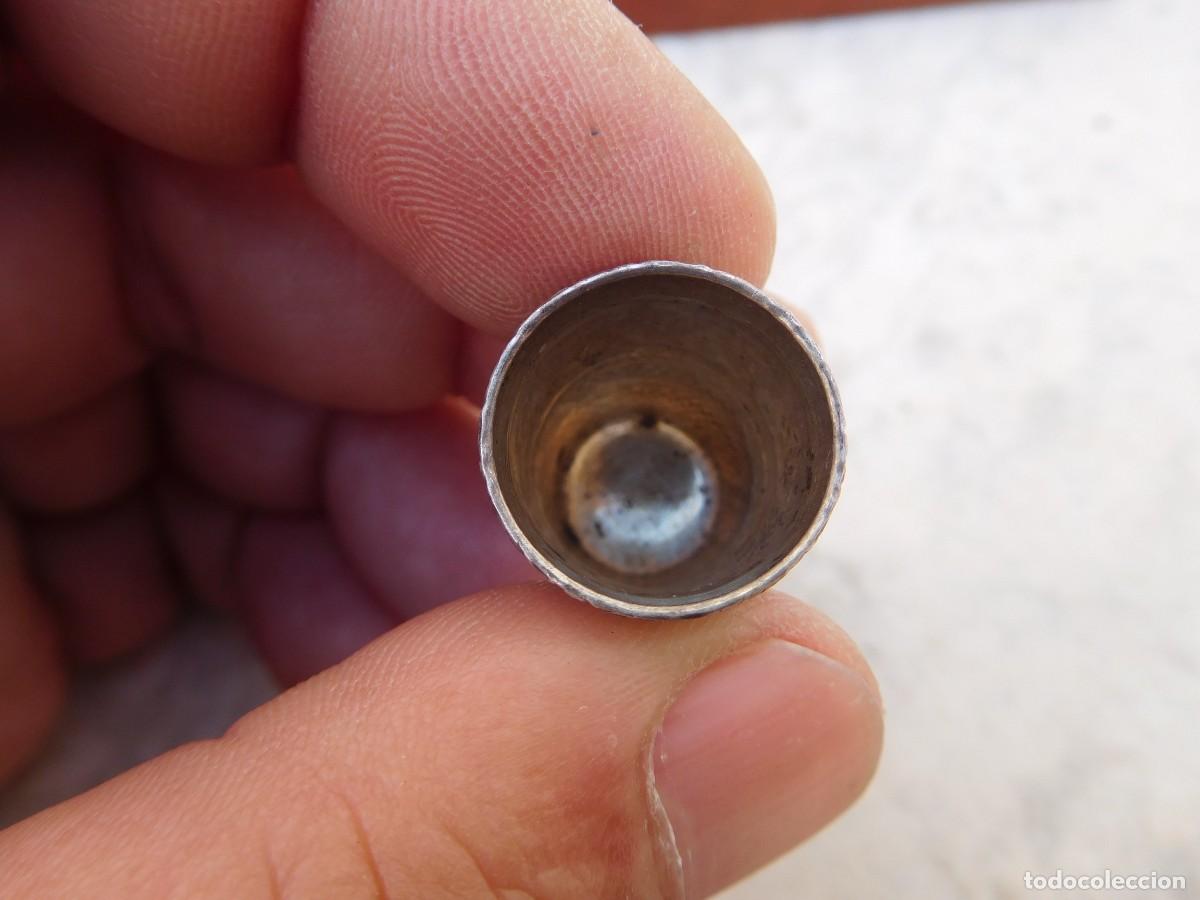 Coleccionismo de dedales: Dedal de plata antiguo - Foto 3