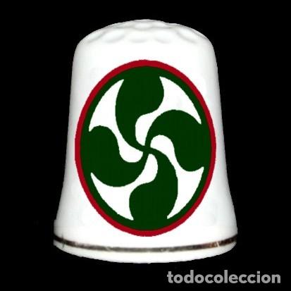 Coleccionismo de dedales: DEDAL PORCELANA - LAUBURU - Foto 1