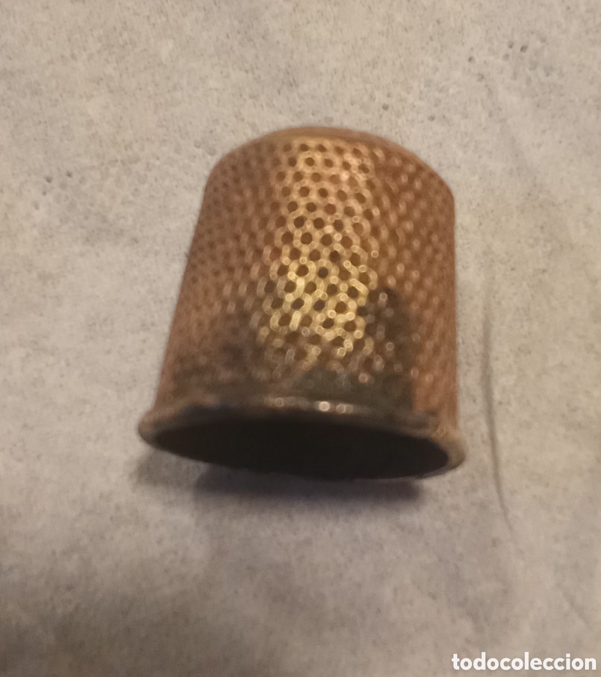 Coleccionismo de dedales: DEDAL MUY ANTIGUO DE COSER - Foto 2