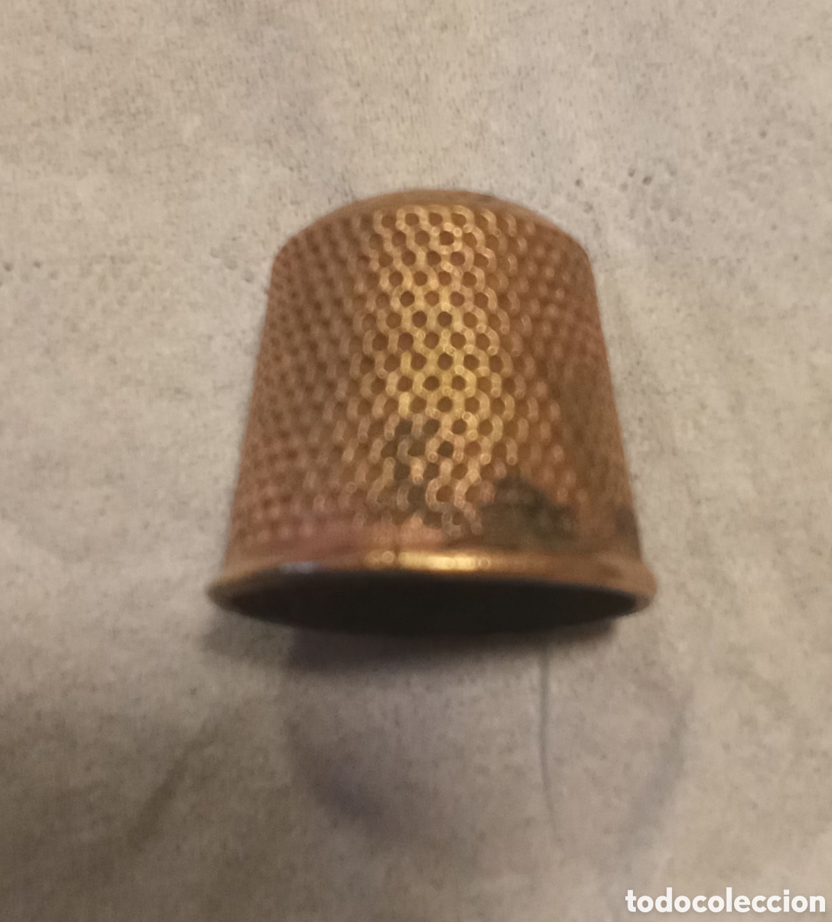 Coleccionismo de dedales: DEDAL MUY ANTIGUO DE COSER - Foto 1